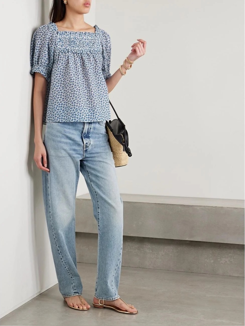 Doen Blue and White Floral Puff Sleeve Blouse - Picture 5 of 7